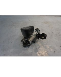 Kopplingshuvudcylinder Från Ducati Diavel 69927831A